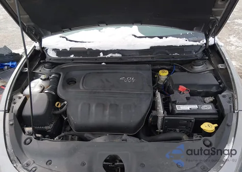 2013 Dodge Dart Sxt z USA, uszkodzony, nr VIN 1C3CDFBA1DD305391